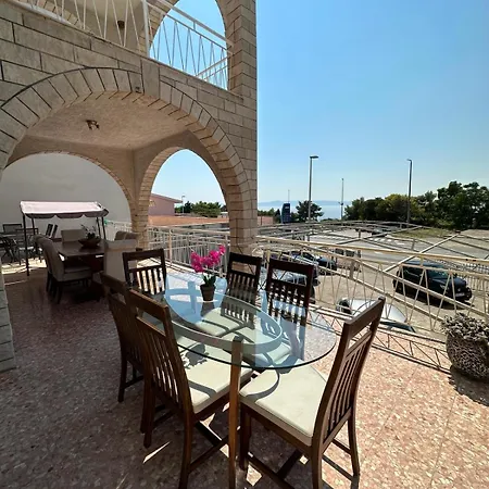 Villa Mare Makarska Exterior photo