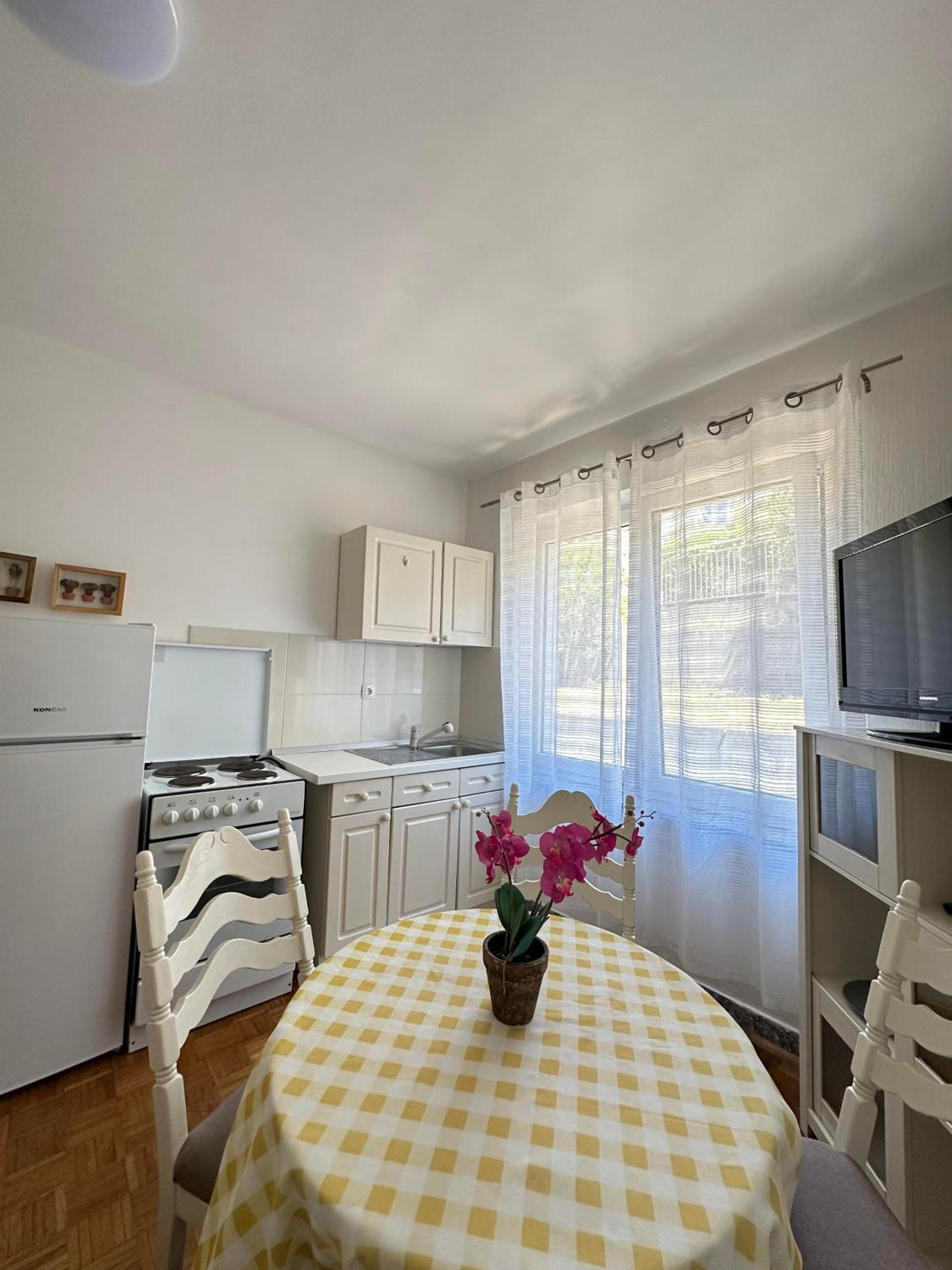 Mare Apartman